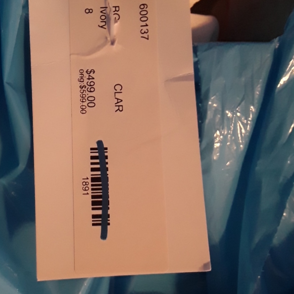 NWT Wedding Dress - Picture 6 of 6